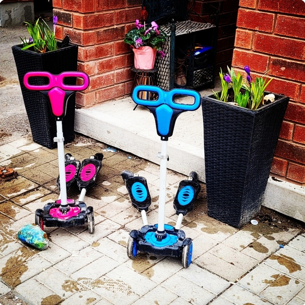 "Active Play" by GALT Toys "Little Scoot Scooters"